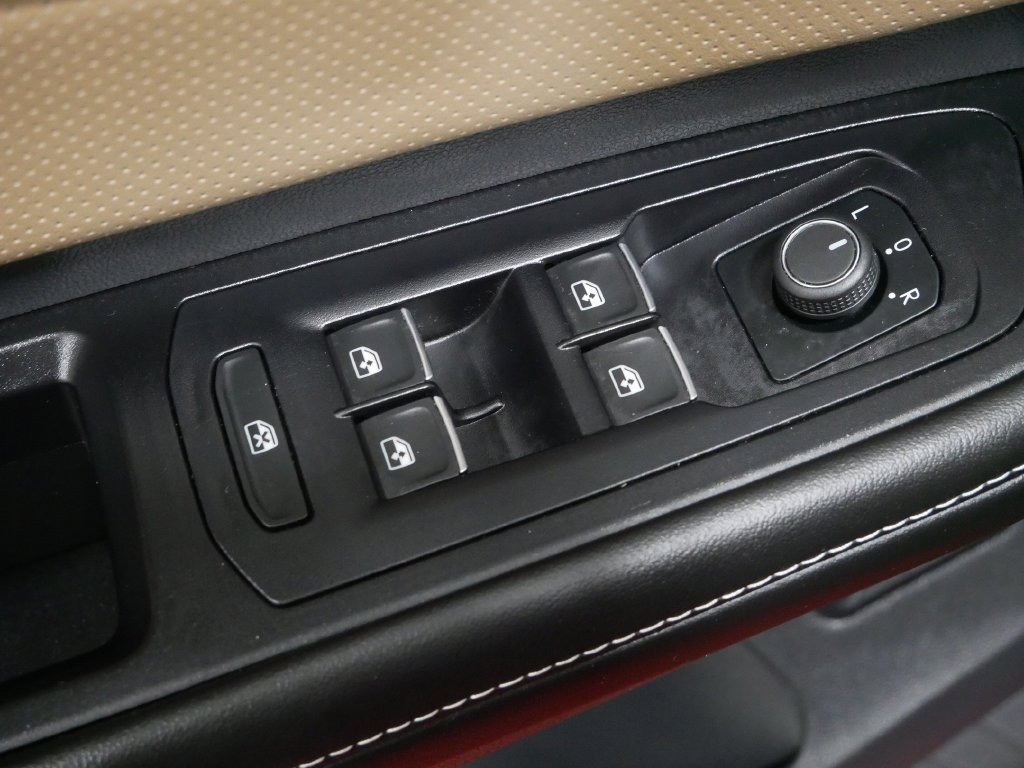 2024 Volkswagen ATLAS CROSS SPORT 2.0T SE W/ TECHNOLOGY in Saint Joseph, Minnesota - Photo 17