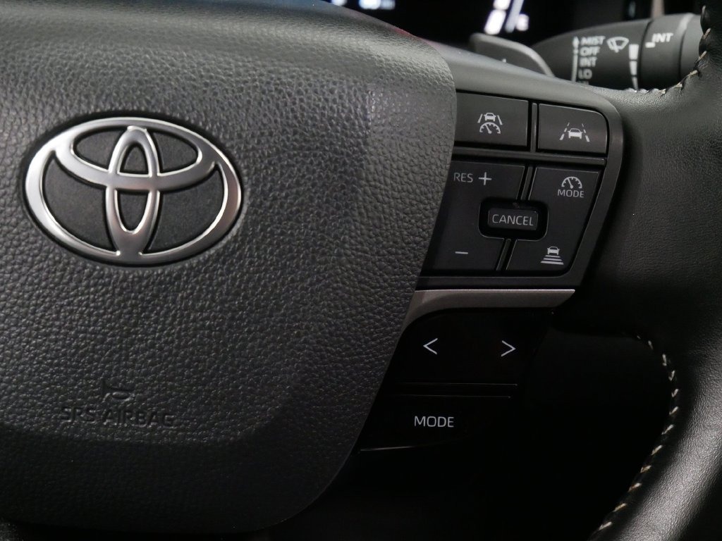 2025 Toyota CAMRY SE in Saint Joseph, Minnesota - Photo 25