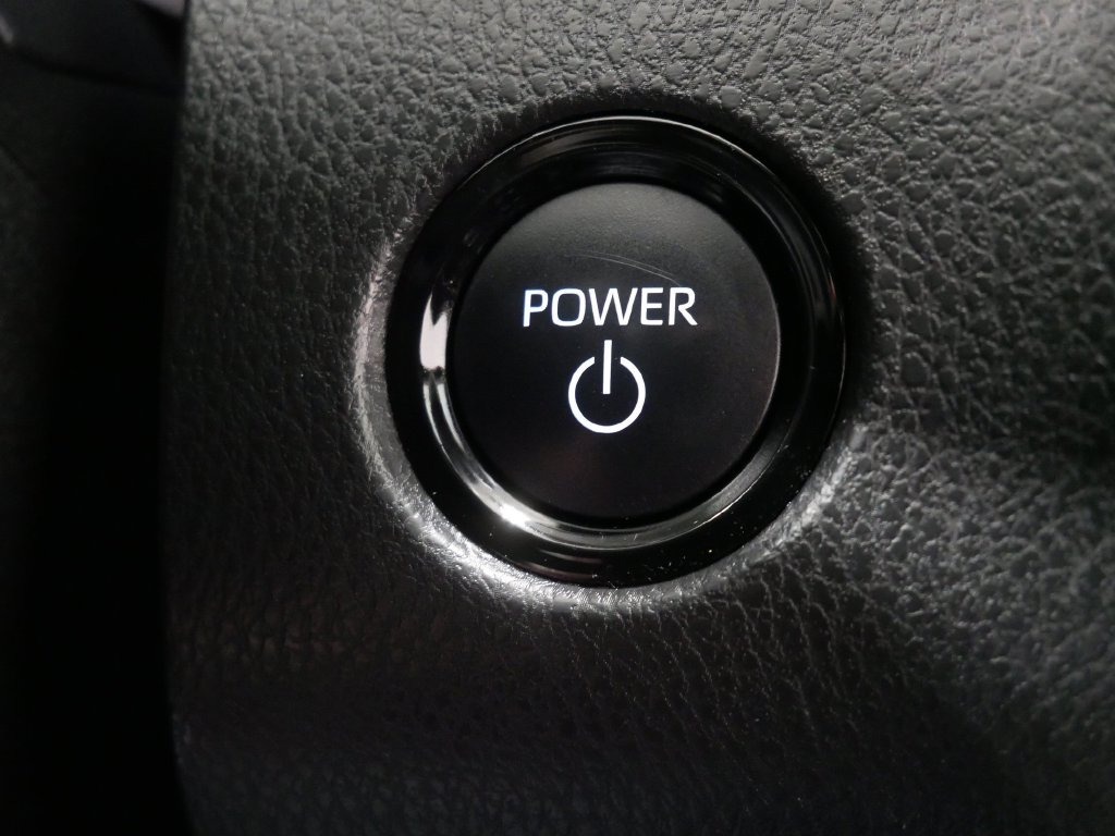2025 Toyota CAMRY SE in Saint Joseph, Minnesota - Photo 32