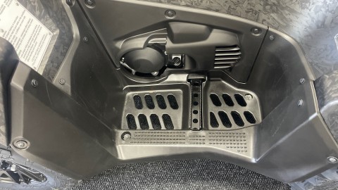 2026 Suzuki KingQuad 500AXi Power Steering SE+ in Saint Joseph, Minnesota - Photo 10