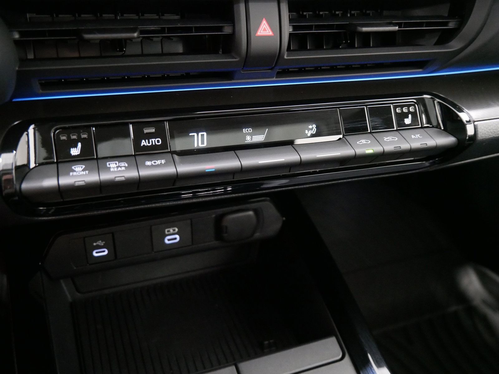 2026 Toyota PRIUS PLUG-IN HYBRID NIGHTSHADE in Saint Joseph, Minnesota - Photo 35