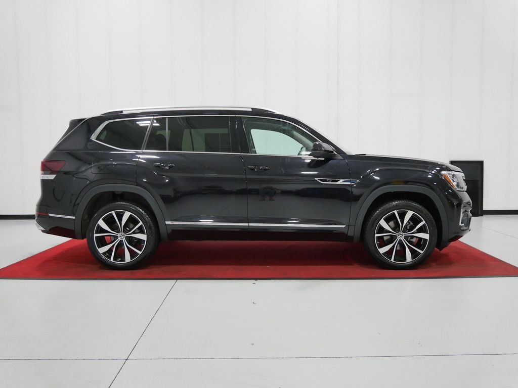 2025 Volkswagen ATLAS 2.0T SEL PREMIUM R-LINE in Saint Joseph, Minnesota - Photo 5