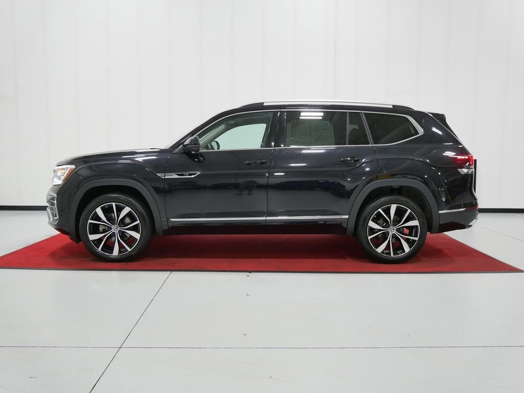2025 Volkswagen ATLAS 2.0T SEL PREMIUM R-LINE in Saint Joseph, Minnesota - Photo 11