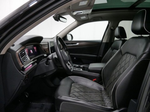 2025 Volkswagen ATLAS 2.0T SEL PREMIUM R-LINE in Saint Joseph, Minnesota - Photo 14