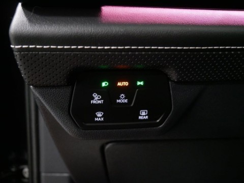 2025 Volkswagen ATLAS 2.0T SEL PREMIUM R-LINE in Saint Joseph, Minnesota - Photo 19