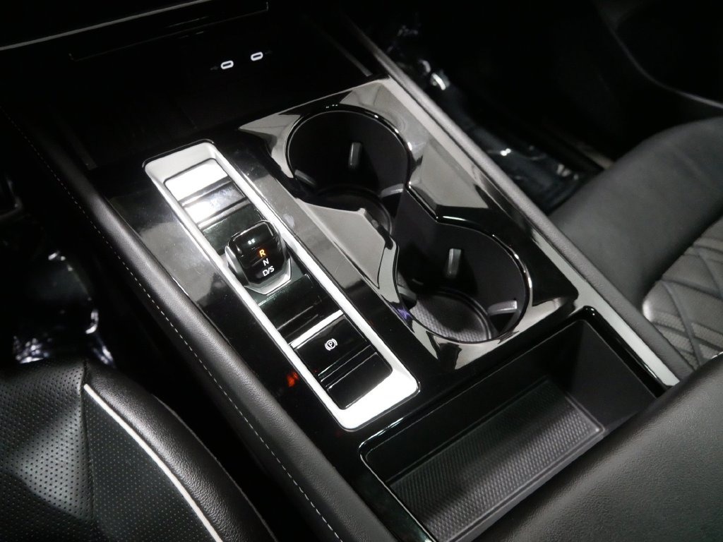 2025 Volkswagen ATLAS 2.0T SEL PREMIUM R-LINE in Saint Joseph, Minnesota - Photo 36