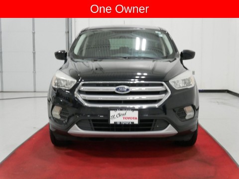 2017 Ford ESCAPE SE in Saint Joseph, Minnesota - Photo 2