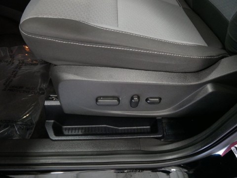 2017 Ford ESCAPE SE in Saint Joseph, Minnesota - Photo 15