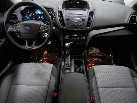 2017 Ford ESCAPE SE in Saint Joseph, Minnesota - Photo 21