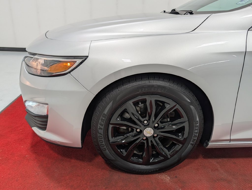 2021 Chevrolet MALIBU LT in Saint Joseph, Minnesota - Photo 12