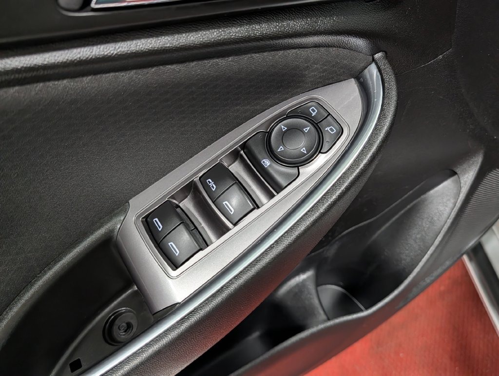 2021 Chevrolet MALIBU LT in Saint Joseph, Minnesota - Photo 17