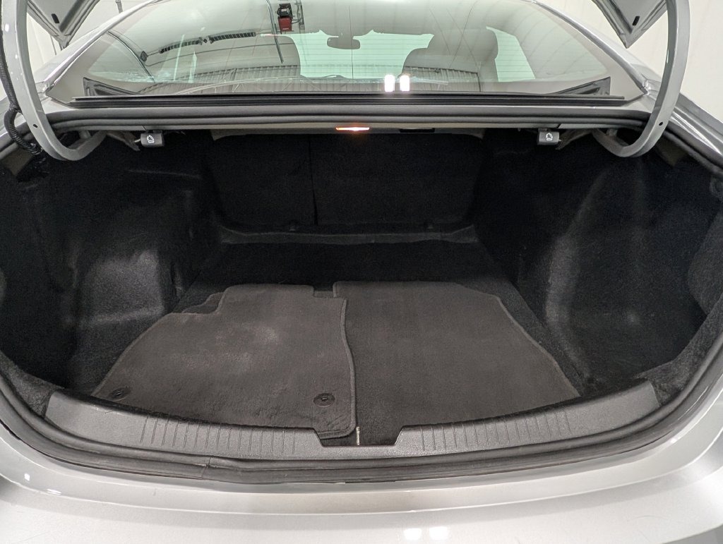 2021 Chevrolet MALIBU LT in Saint Joseph, Minnesota - Photo 23