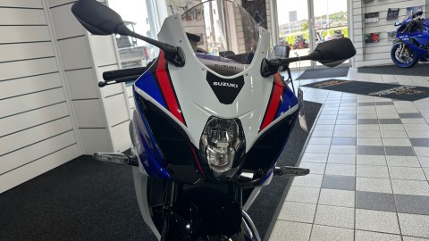 2027 Suzuki GSX-R1000 40th Anniversary Edition in Saint Joseph, Minnesota - Photo 9