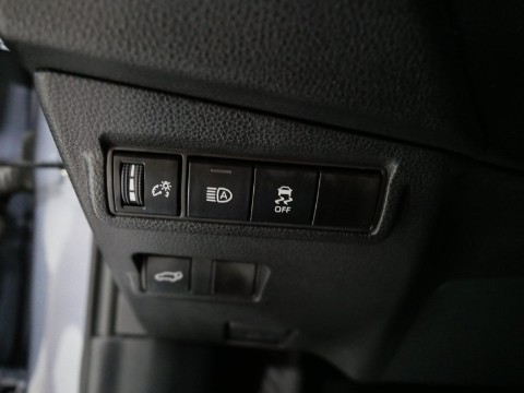 2026 Toyota COROLLA CROSS XLE AWD in Saint Joseph, Minnesota - Photo 19
