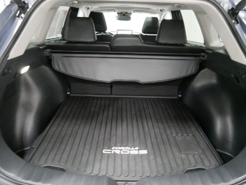 2026 Toyota COROLLA CROSS XLE AWD in Saint Joseph, Minnesota - Photo 27