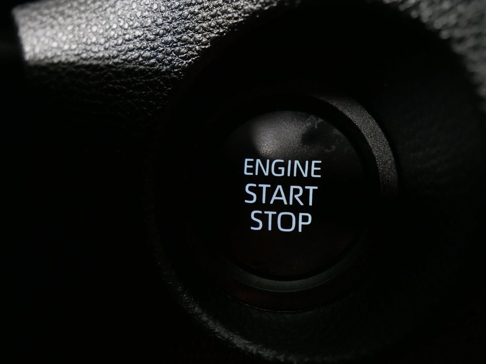 2026 Toyota COROLLA CROSS XLE AWD in Saint Joseph, Minnesota - Photo 33