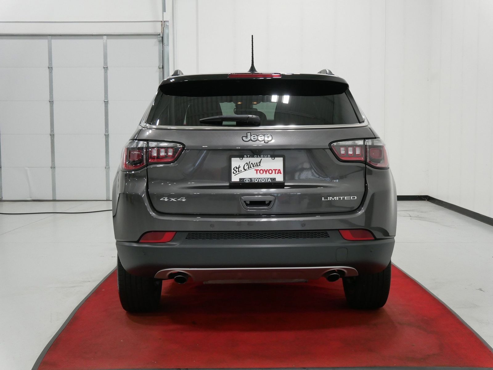 2023 Jeep COMPASS LIMITED in Saint Joseph, Minnesota - Photo 8