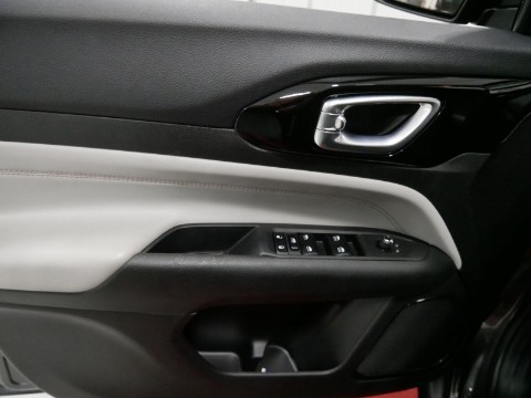 2023 Jeep COMPASS LIMITED in Saint Joseph, Minnesota - Photo 16