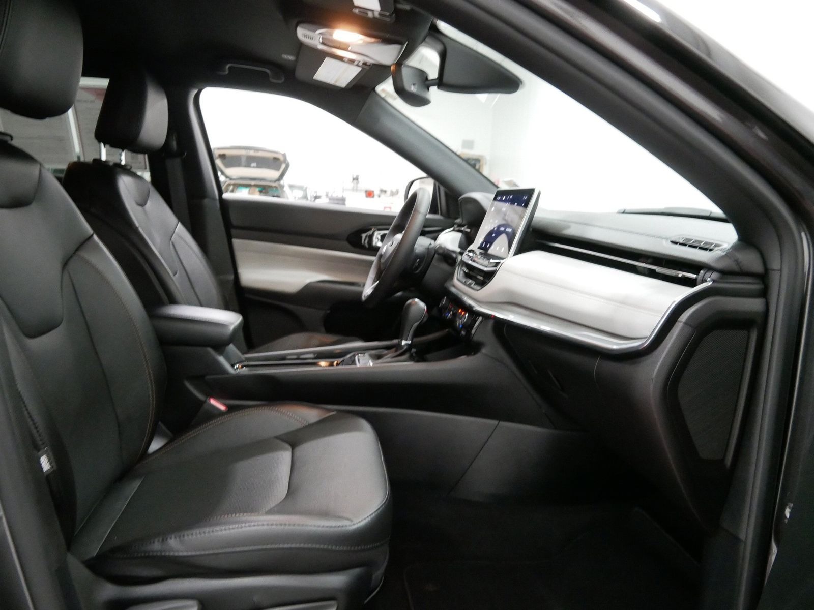 2023 Jeep COMPASS LIMITED in Saint Joseph, Minnesota - Photo 29