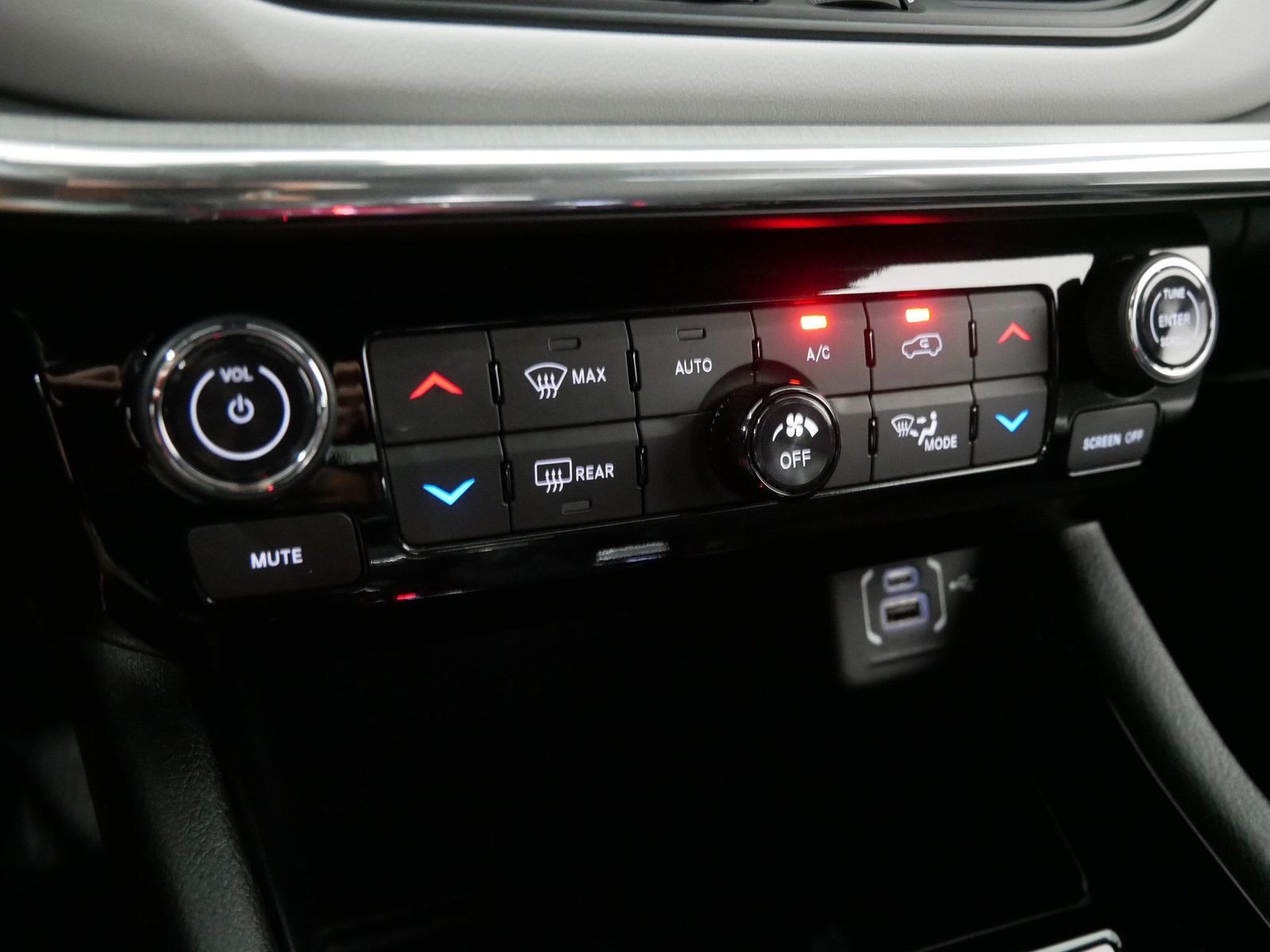 2023 Jeep COMPASS LIMITED in Saint Joseph, Minnesota - Photo 34