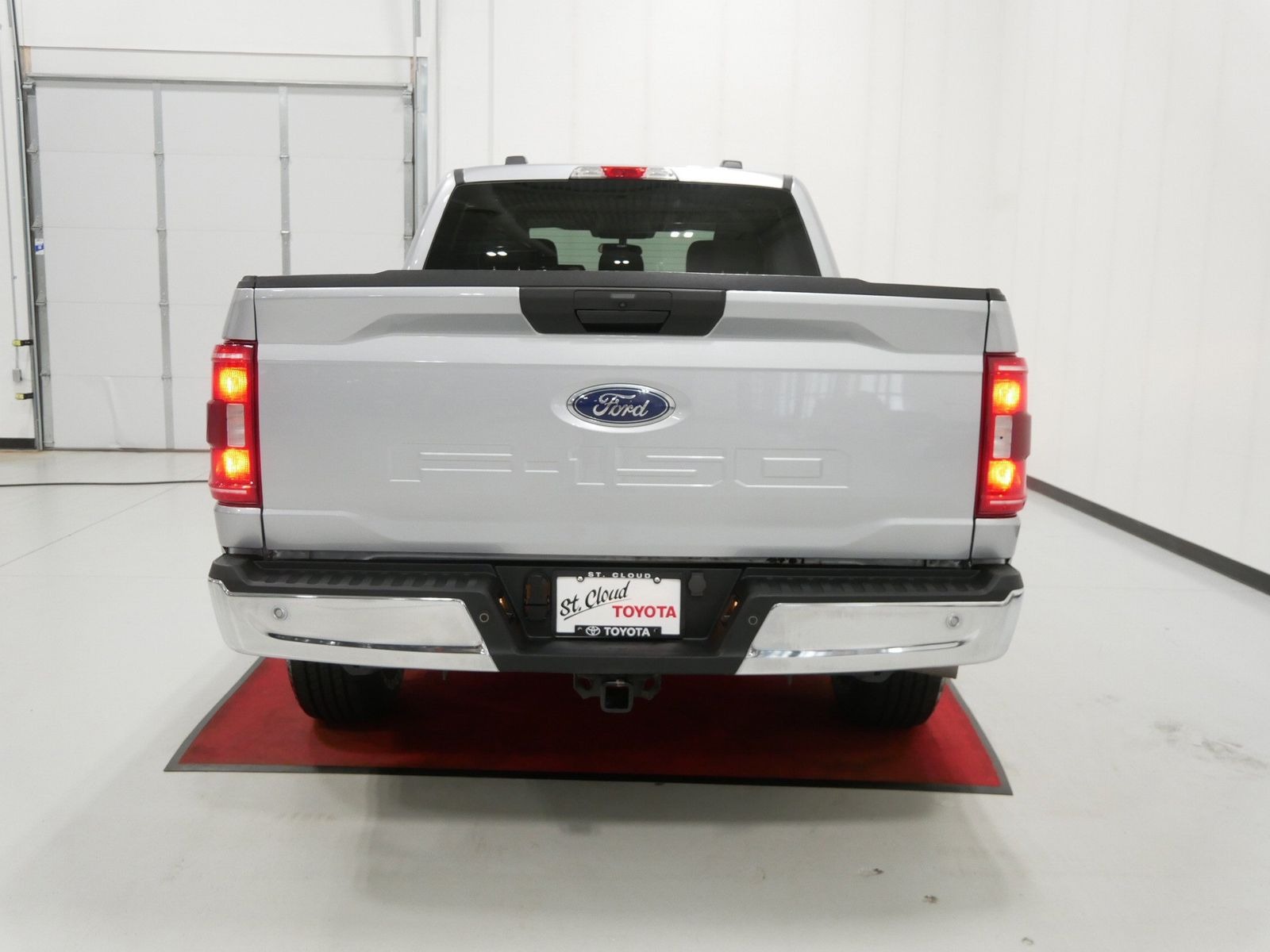 2023 Ford F-150 XLT CREW CAB in Saint Joseph, Minnesota - Photo 8