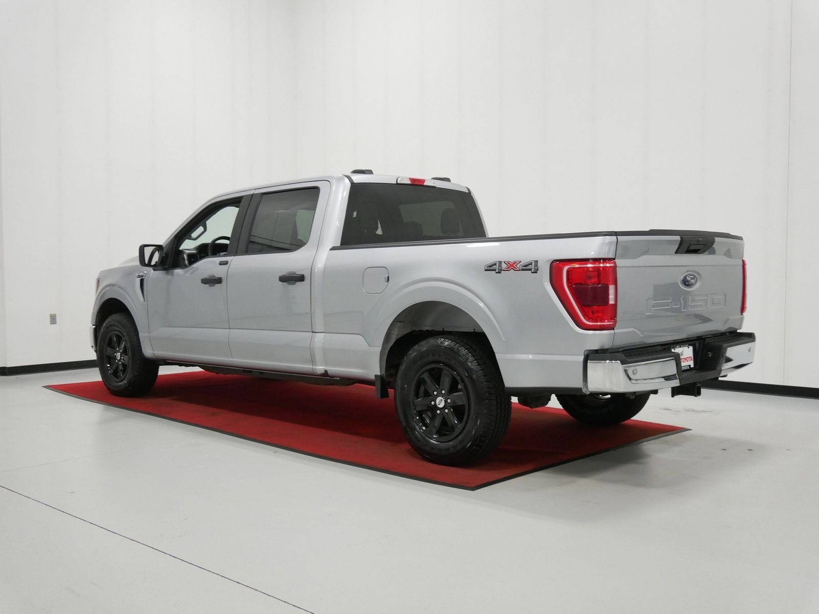 2023 Ford F-150 XLT CREW CAB in Saint Joseph, Minnesota - Photo 10