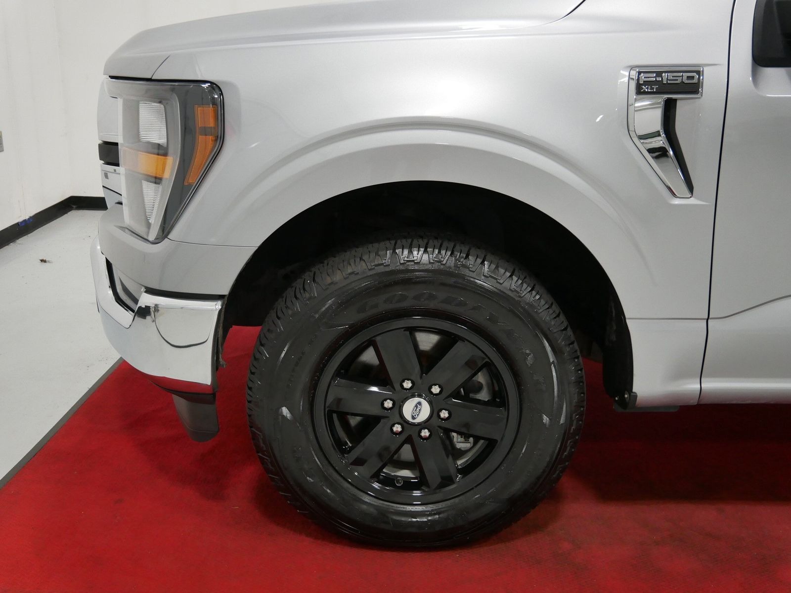 2023 Ford F-150 XLT CREW CAB in Saint Joseph, Minnesota - Photo 12