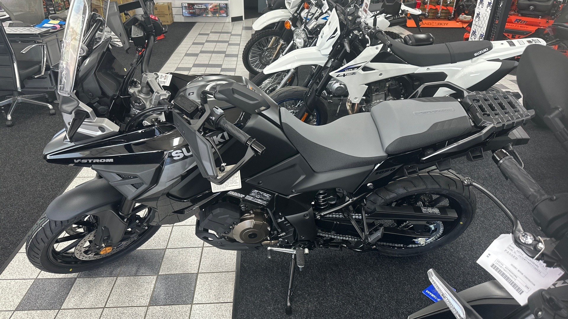 2026 Suzuki V-Strom 1050 in Saint Joseph, Minnesota - Photo 2