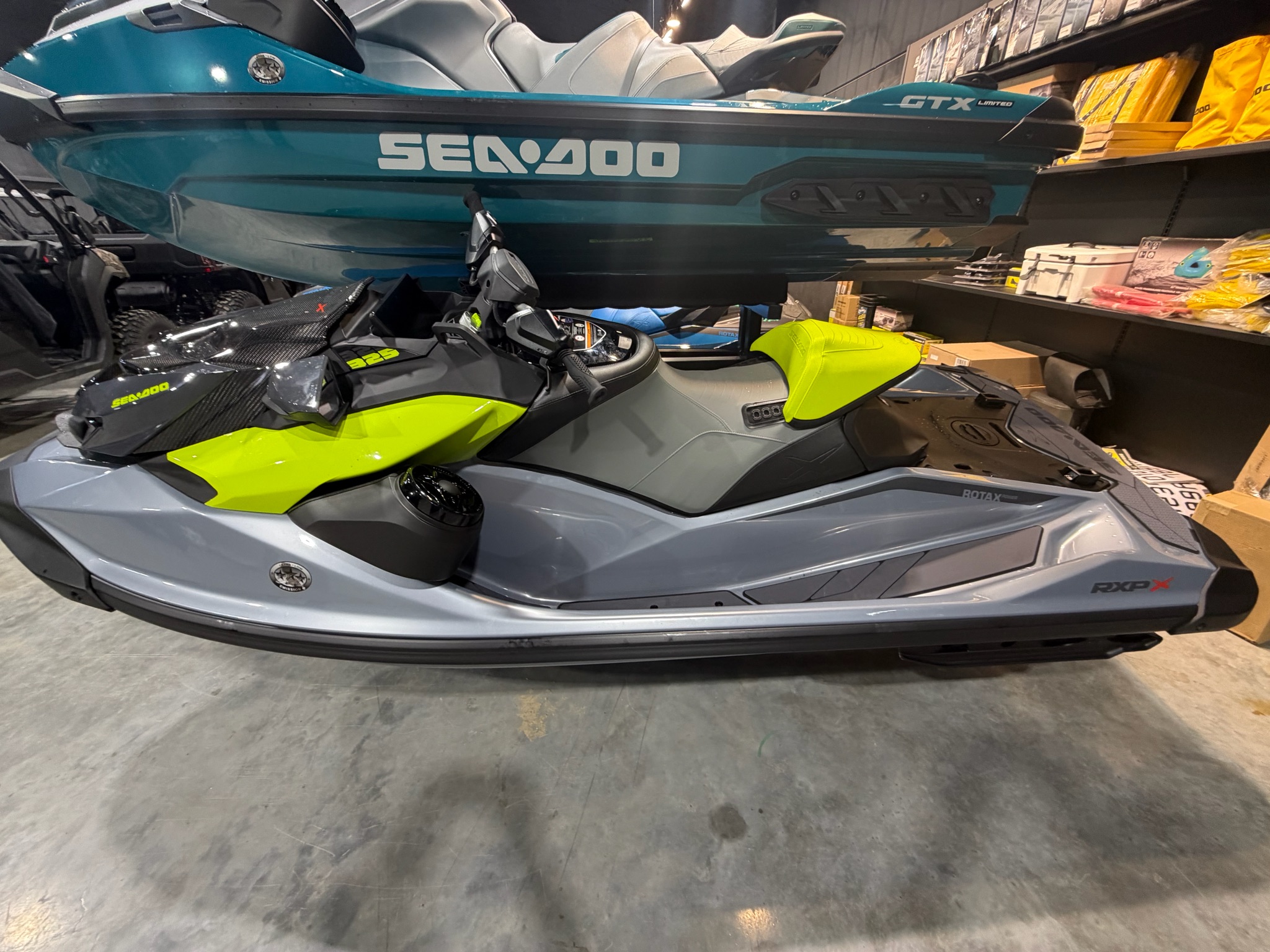 2026 Sea-Doo RXP-X 325 photo 3