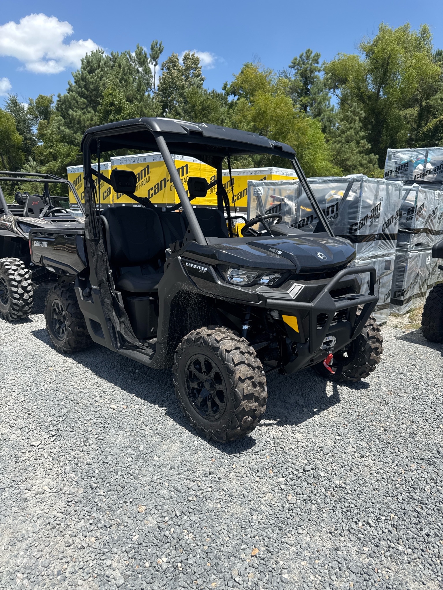 2026 Can-Am Defender XT HD9