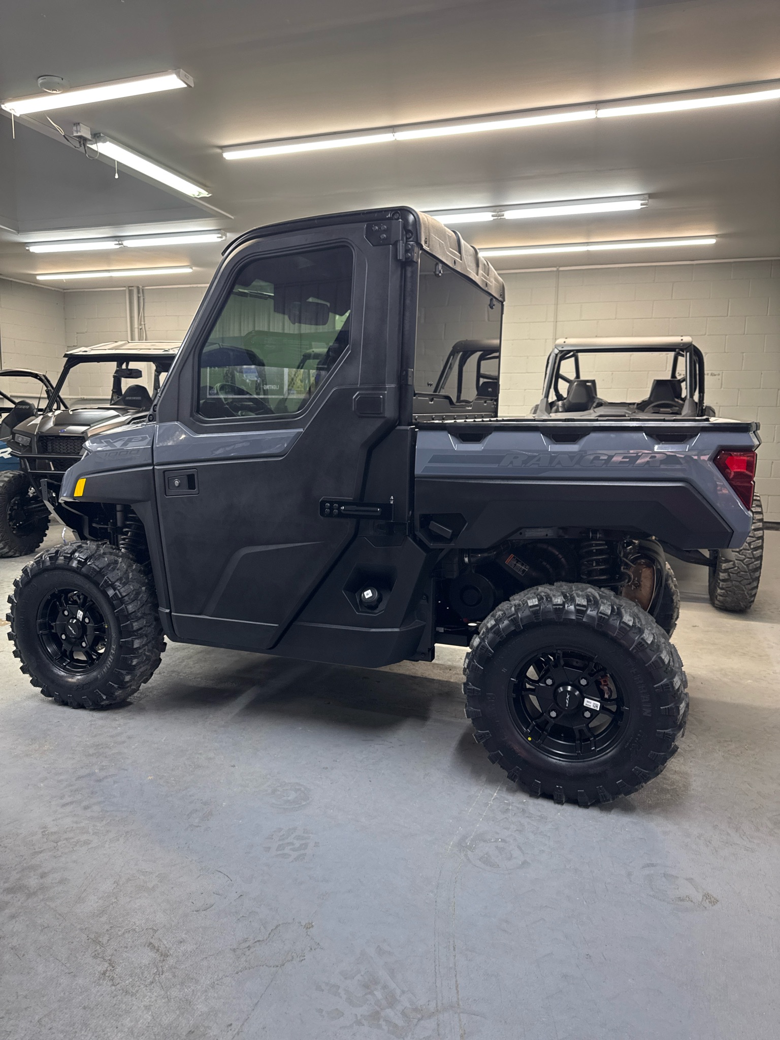 2027 Polaris Ranger photo 4