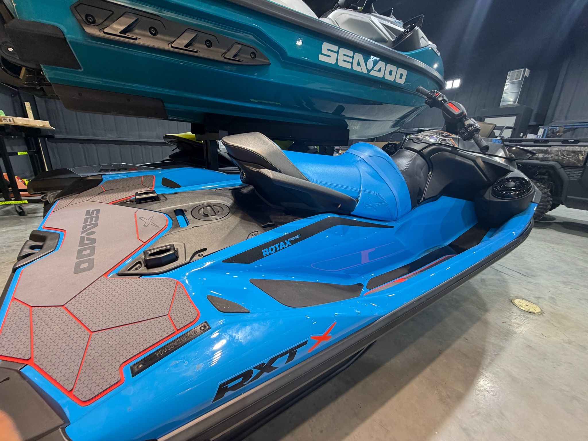 2026 Sea-Doo RXT-X 325 + Tech Package 3
