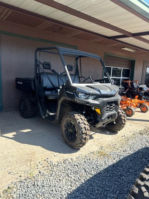 2026 Can-Am Defender DPS HD9 — photo 1 of 6