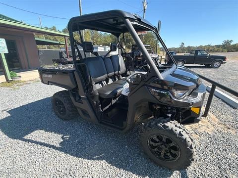 2026 Can-Am™ Defender DPS HD9 1