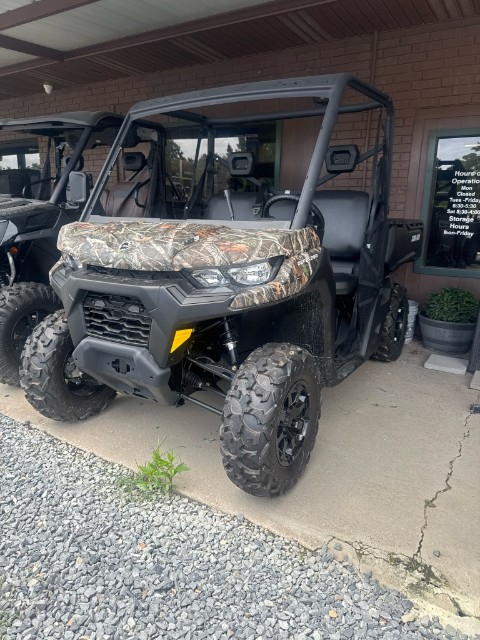2026 Can-Am Defender DPS HD9 — photo 1 of 6