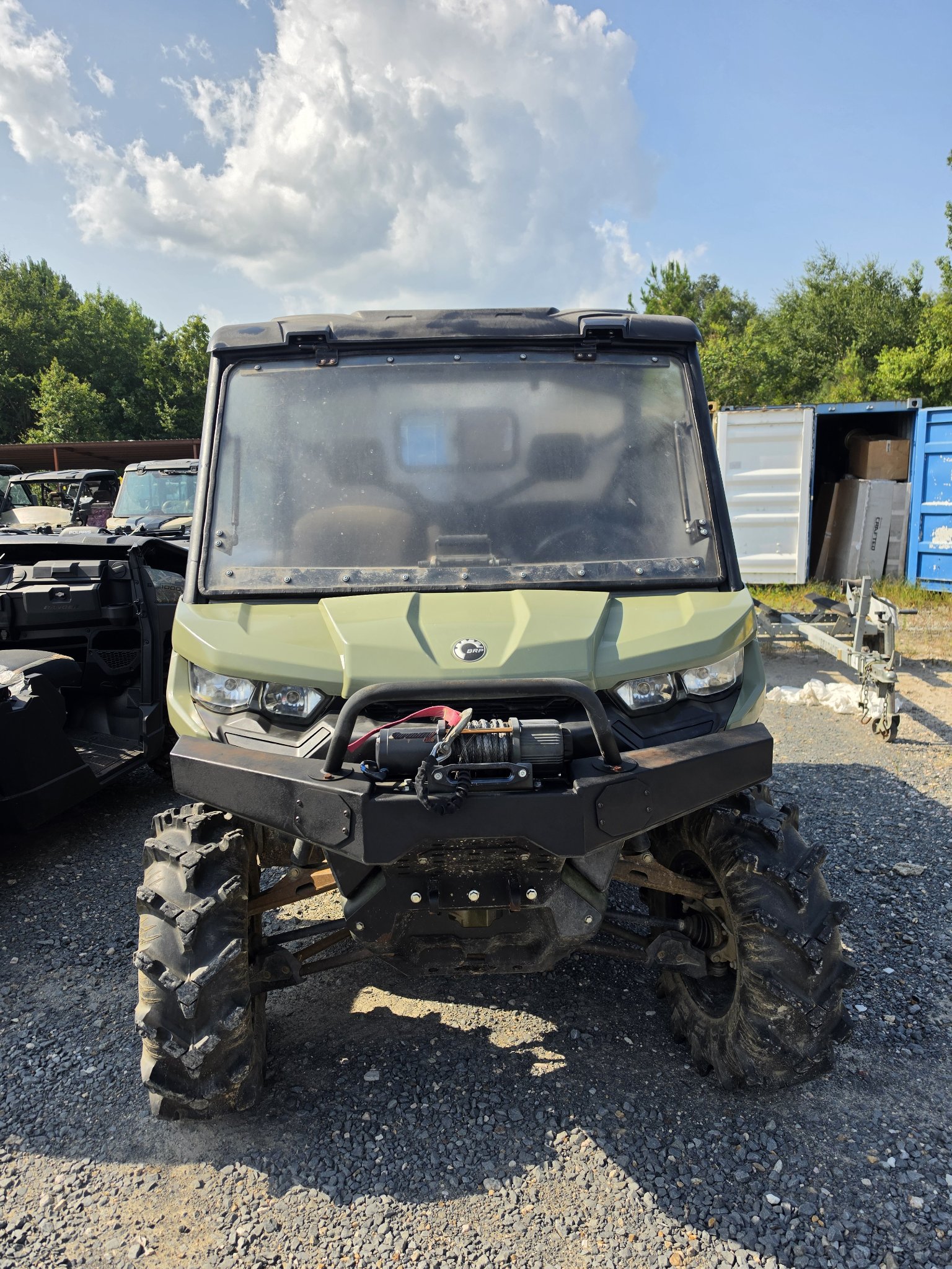 2021 Can-Am Defender HD8