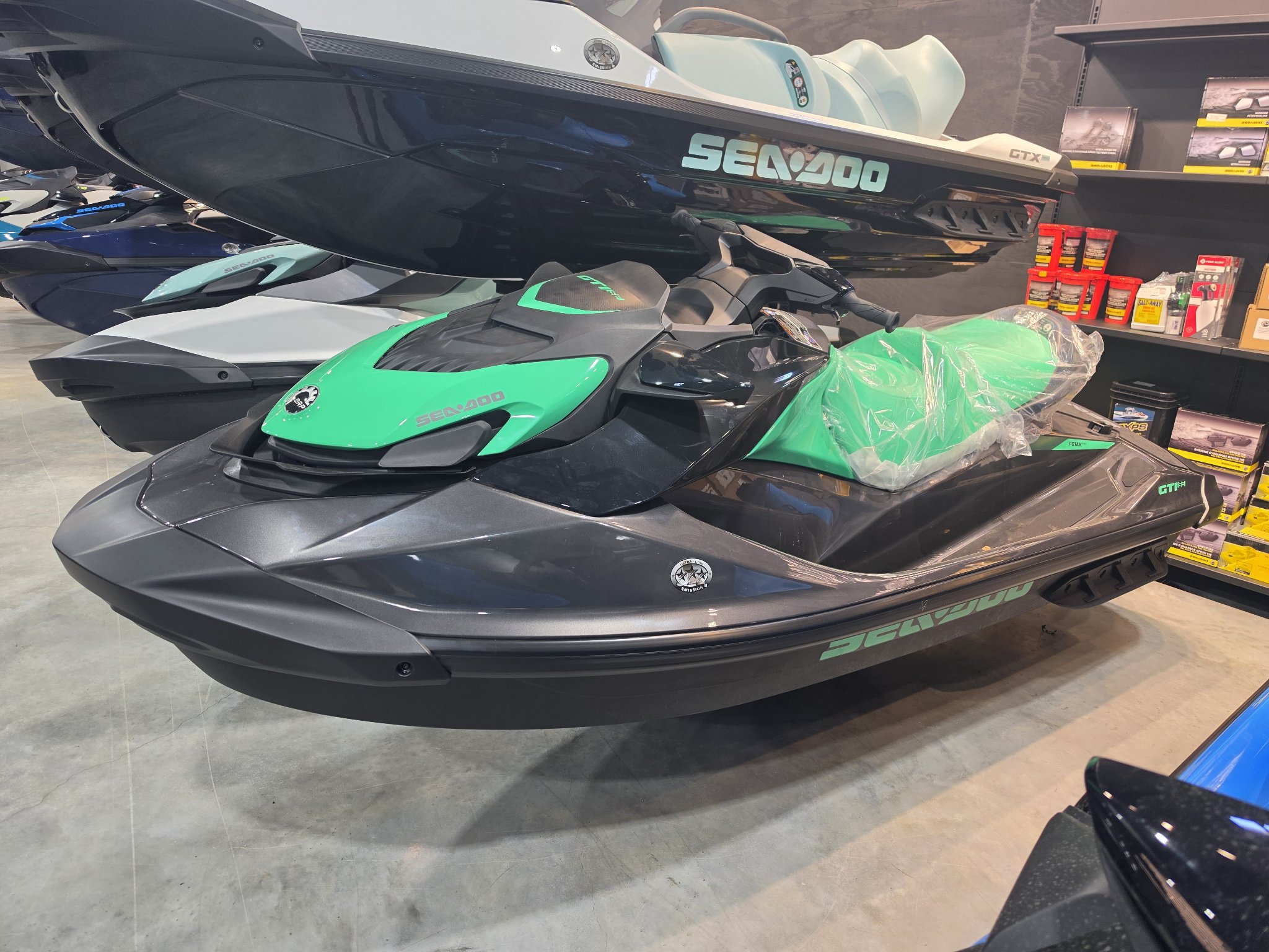 2026 Sea-Doo GTI SE 130 photo 3