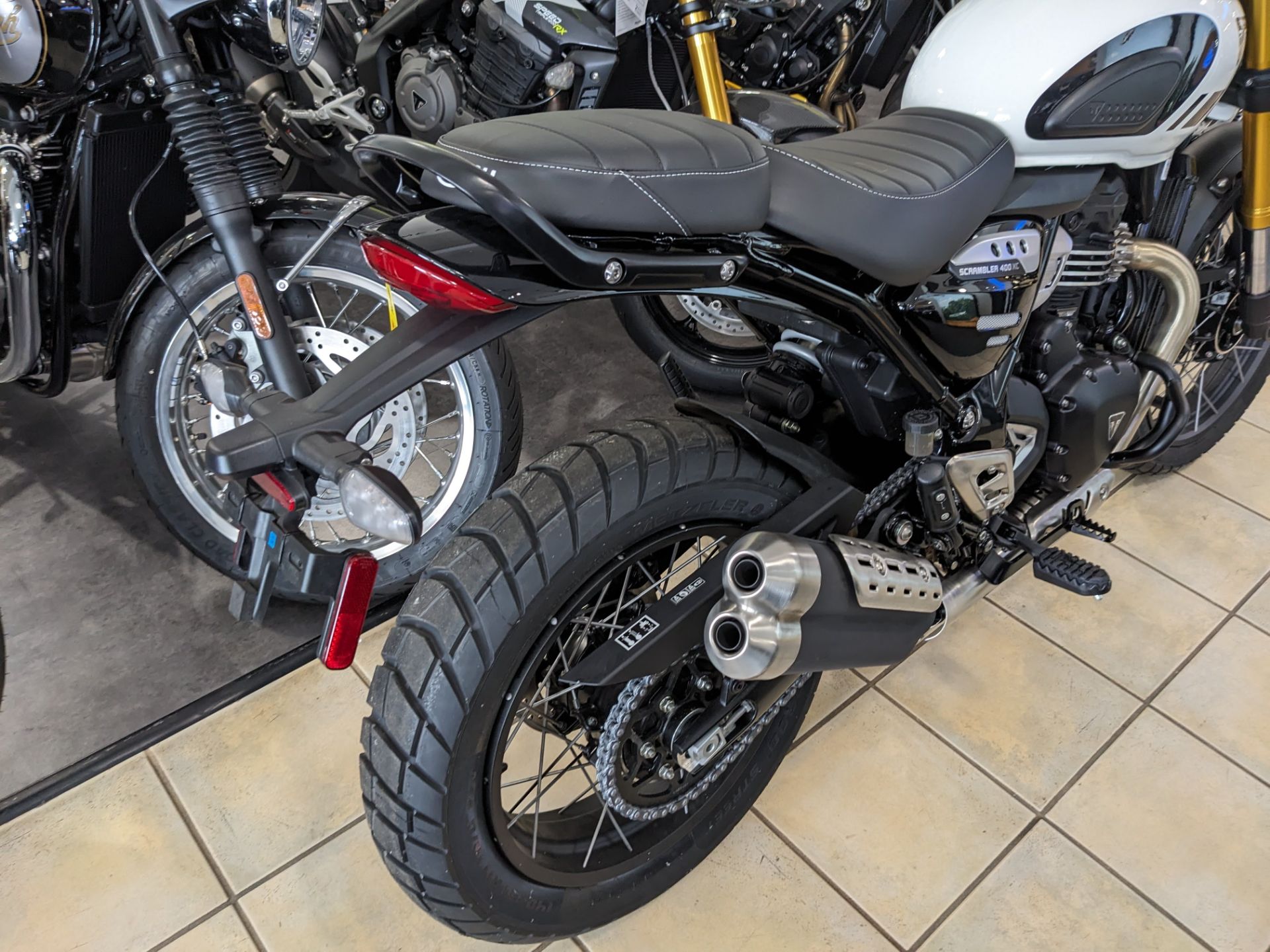 2026 Triumph Scrambler 400 XC 2