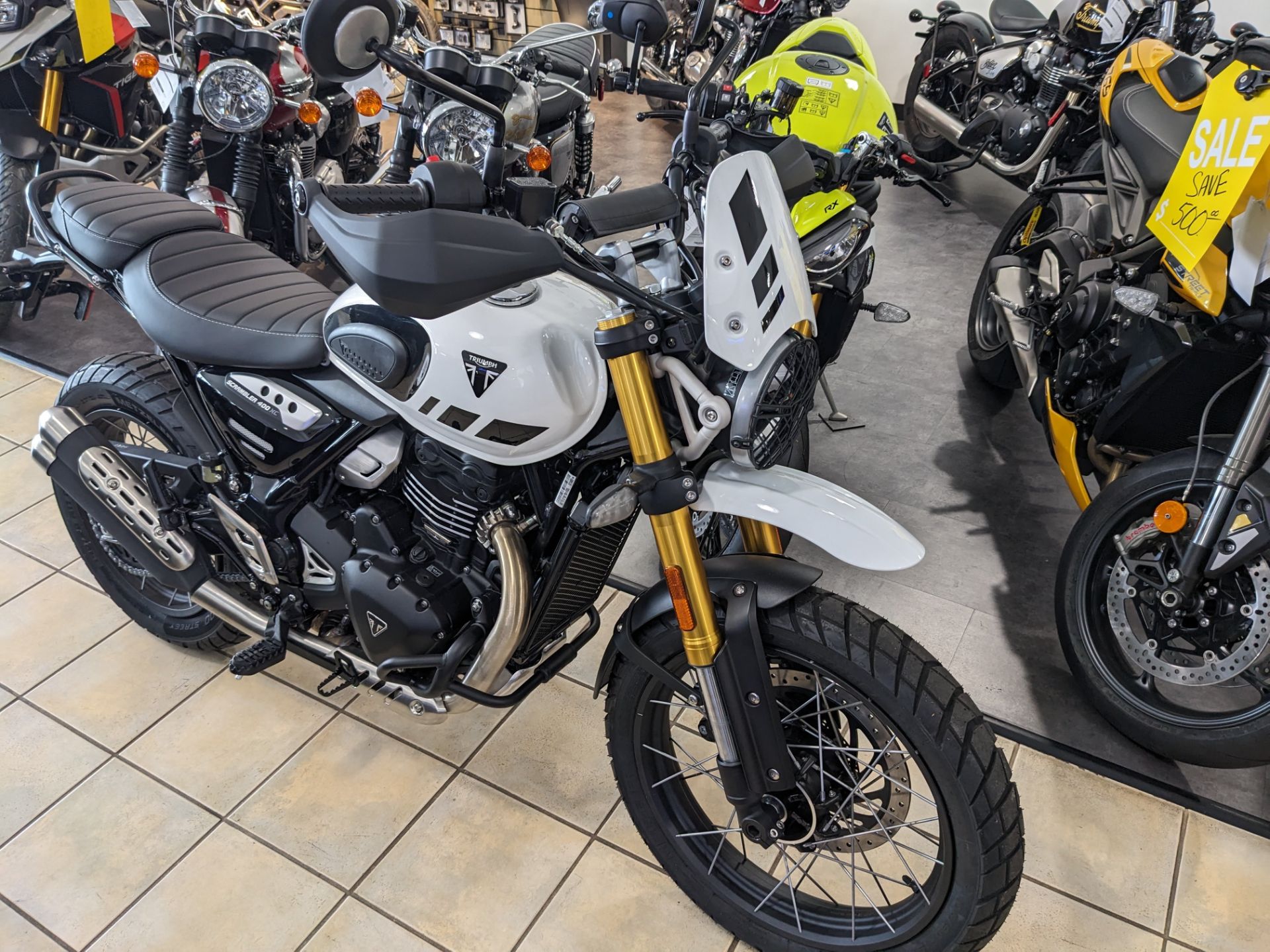 2026 Triumph Scrambler 400 XC 3