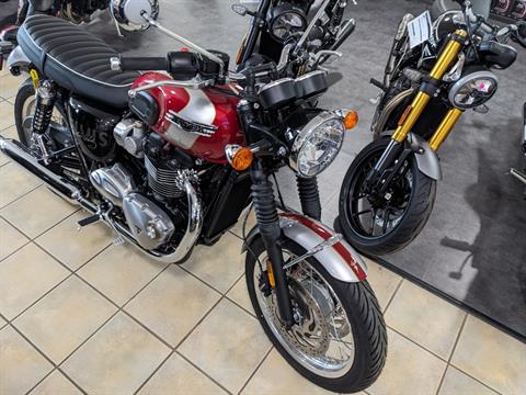 2025 Triumph Bonneville T120 Elvis Presley Limited Edition in Warren, Ohio - Photo 4