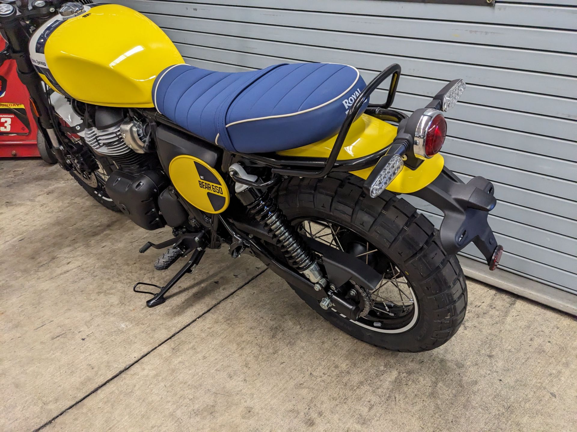 2025 Royal Enfield Bear 650 in Warren, Ohio - Photo 10