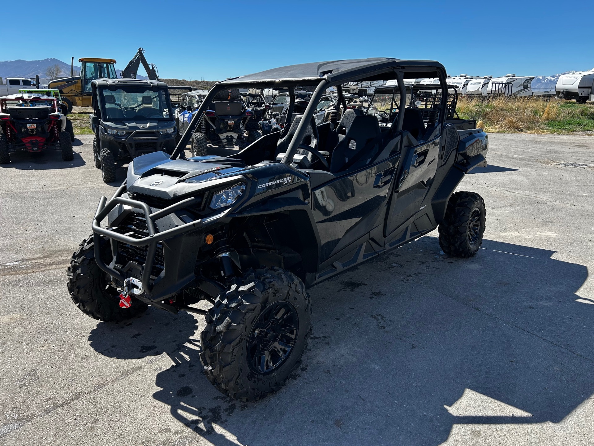 New 2026 Can-Am Commander MAX XT 1000R Triple Black | Utility