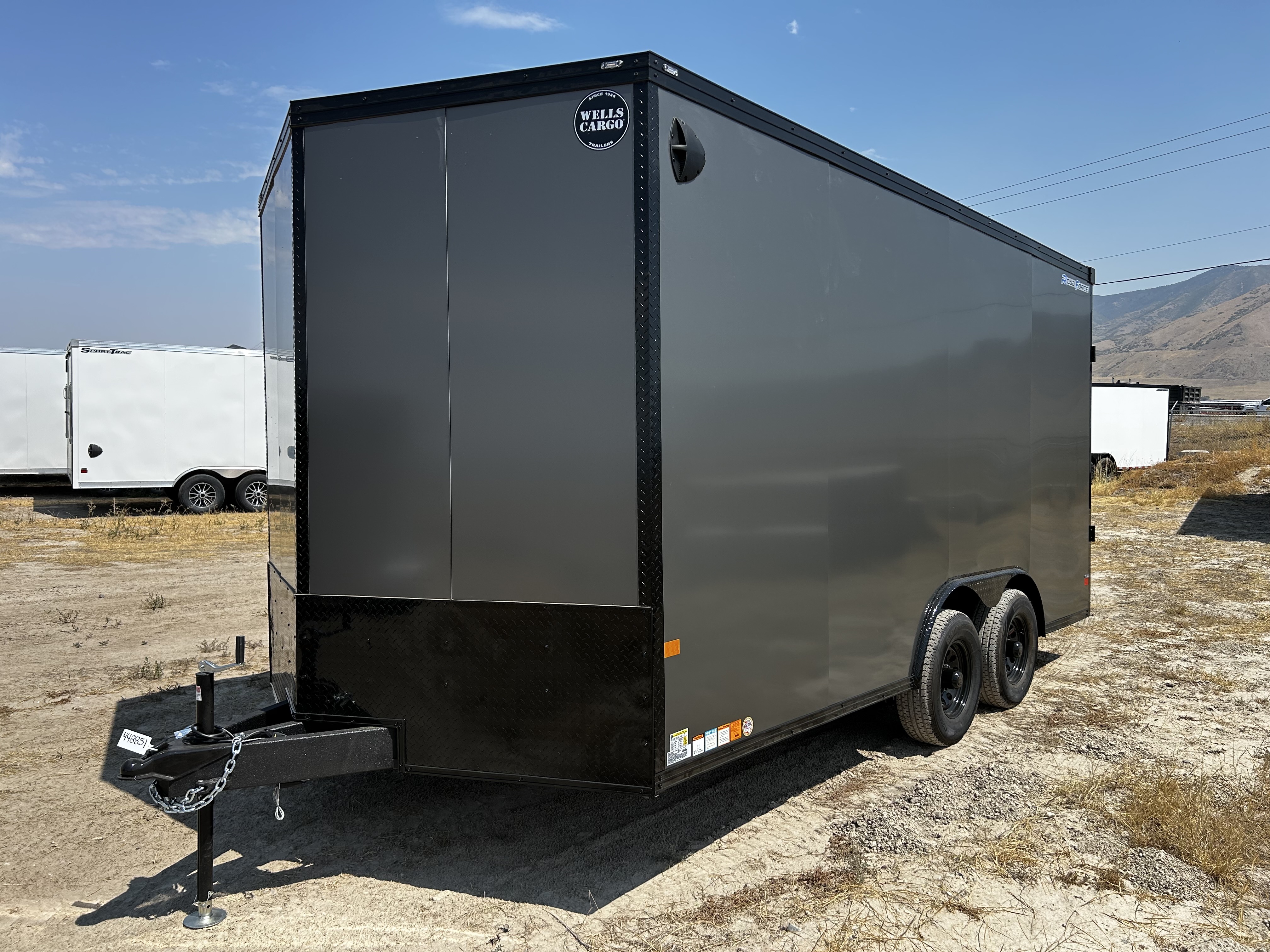 2027 Wells Cargo RFV8516T3