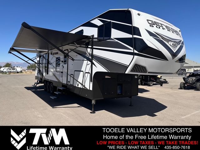 New 2026 Genesis Supreme GCKS395 WHITE | Toy Haulers in Erda