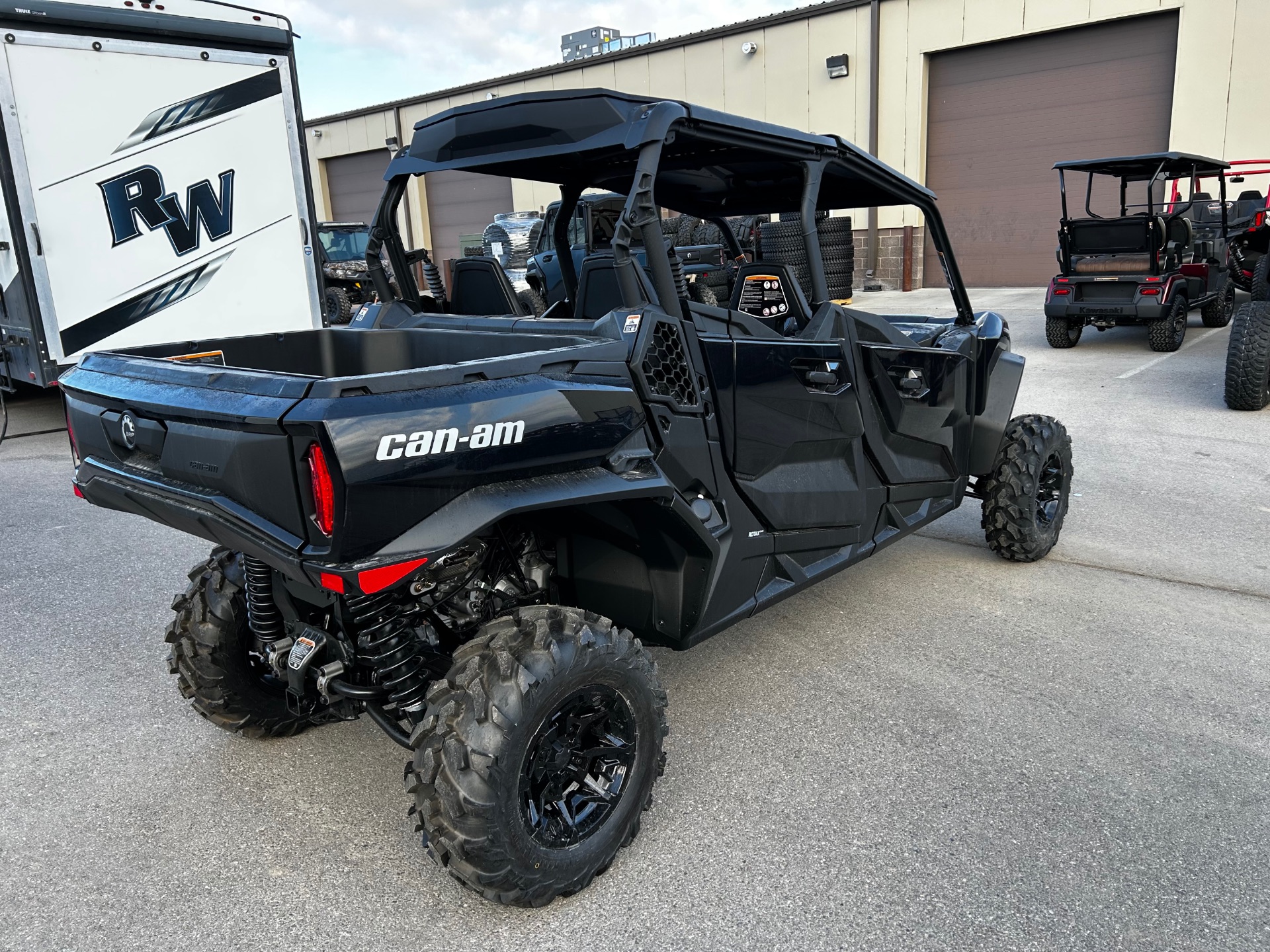 New 2026 Can-Am Commander MAX XT 700 Triple Black | Utility