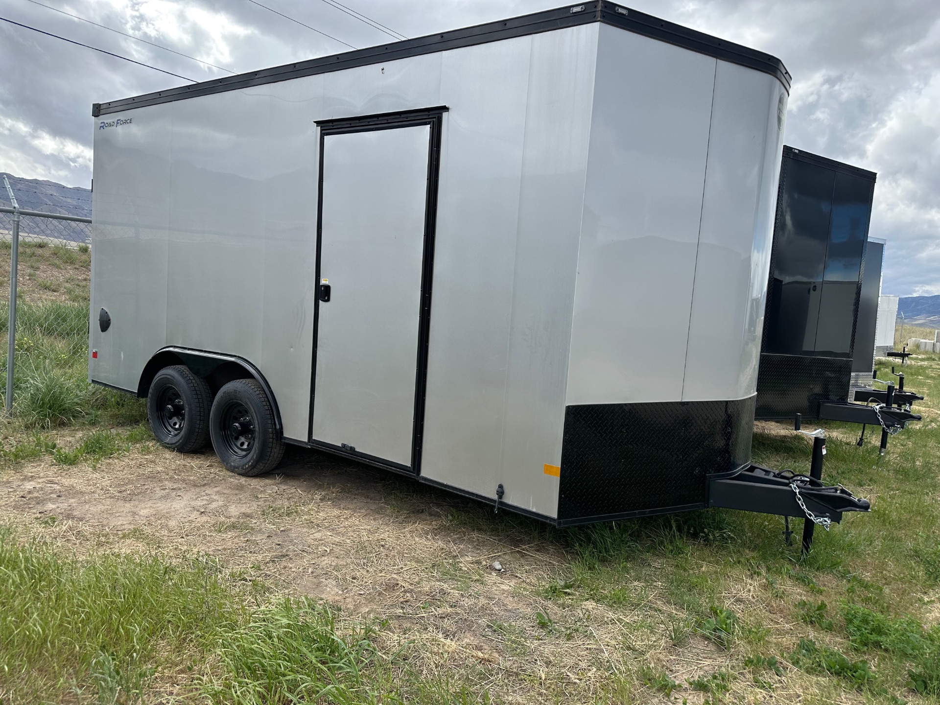 2025 Wells Cargo RFV8516T3