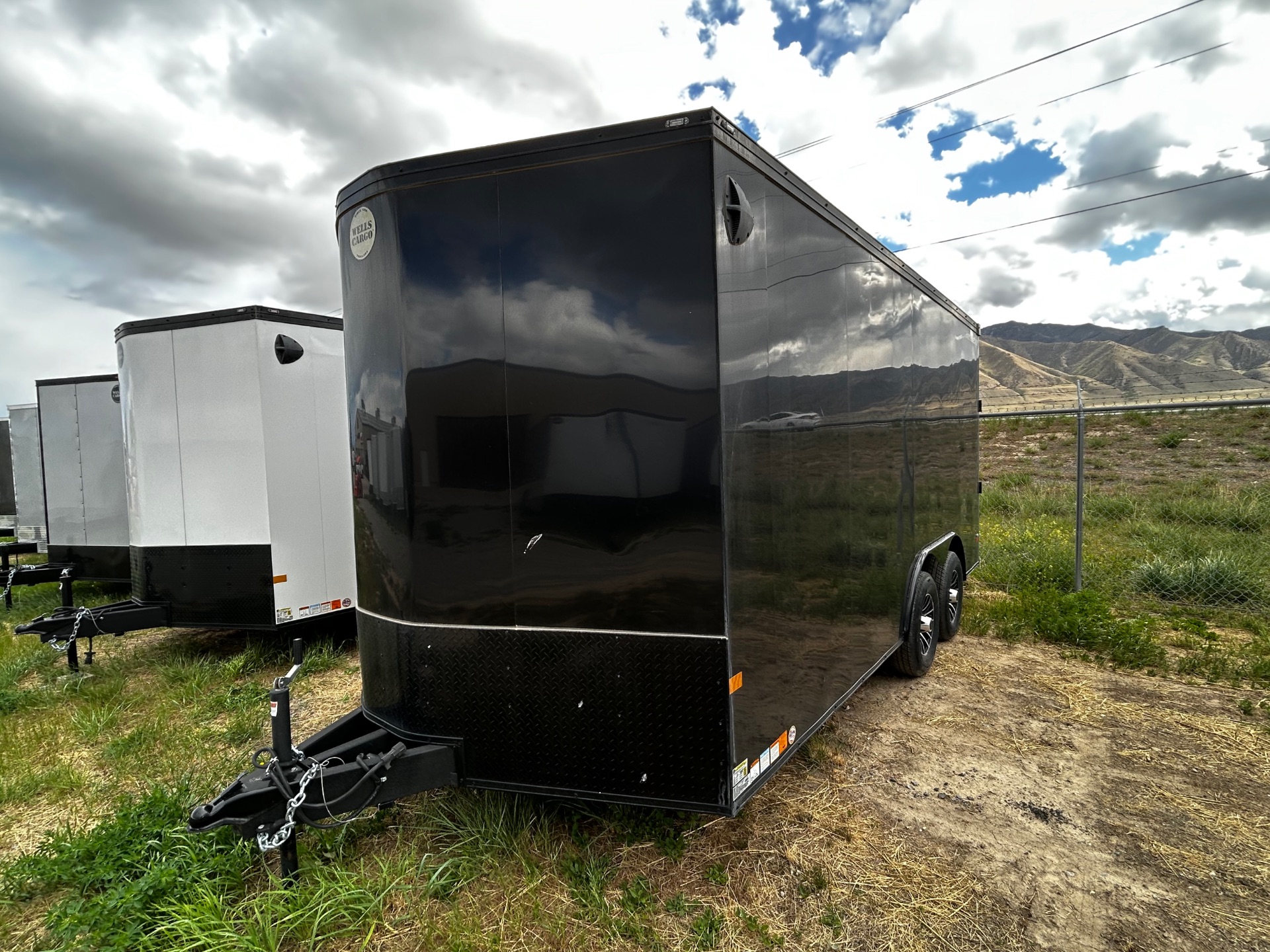 2025 Wells Cargo RFV8516T3