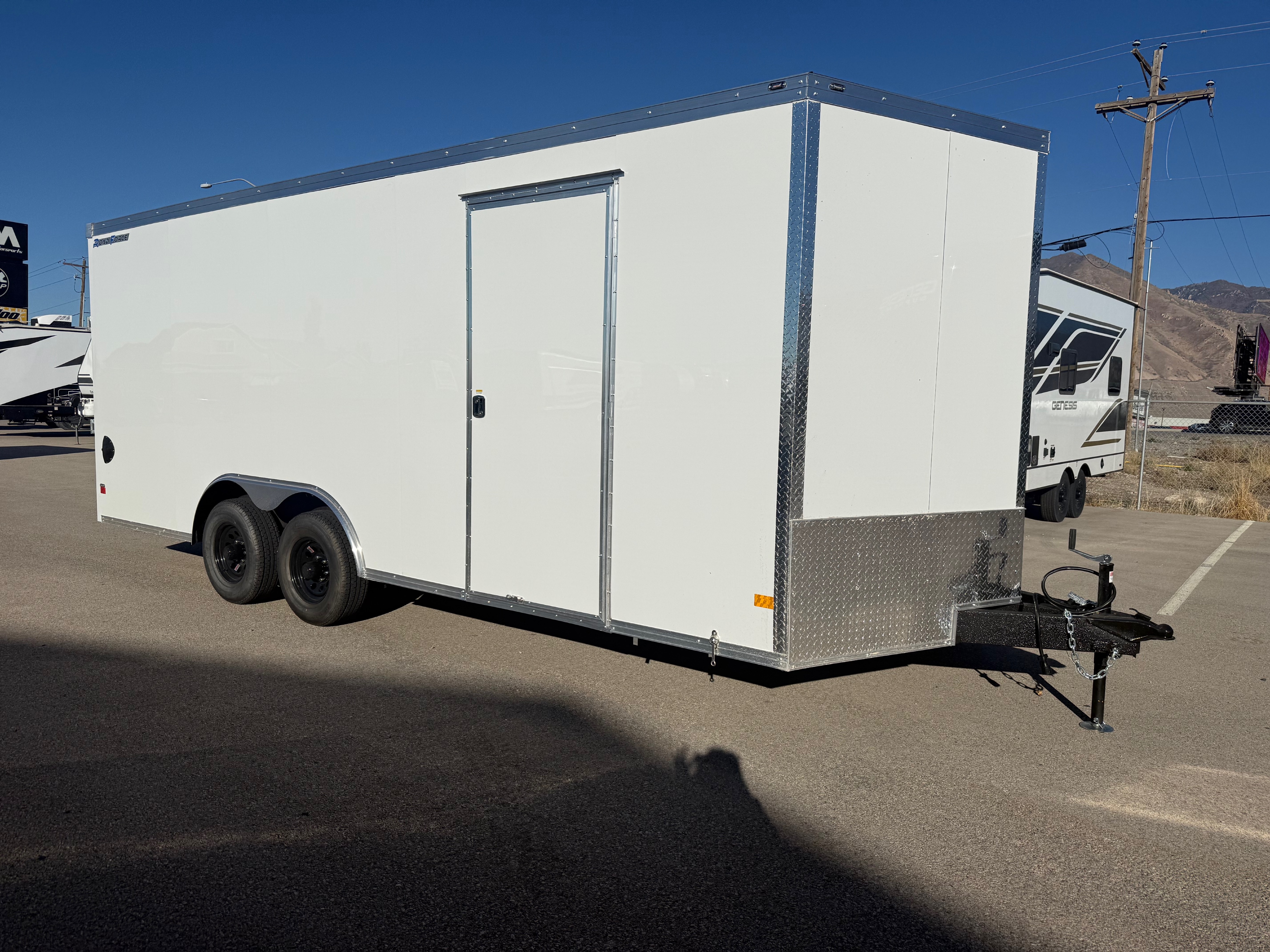 2027 Wells Cargo RFV8520T3
