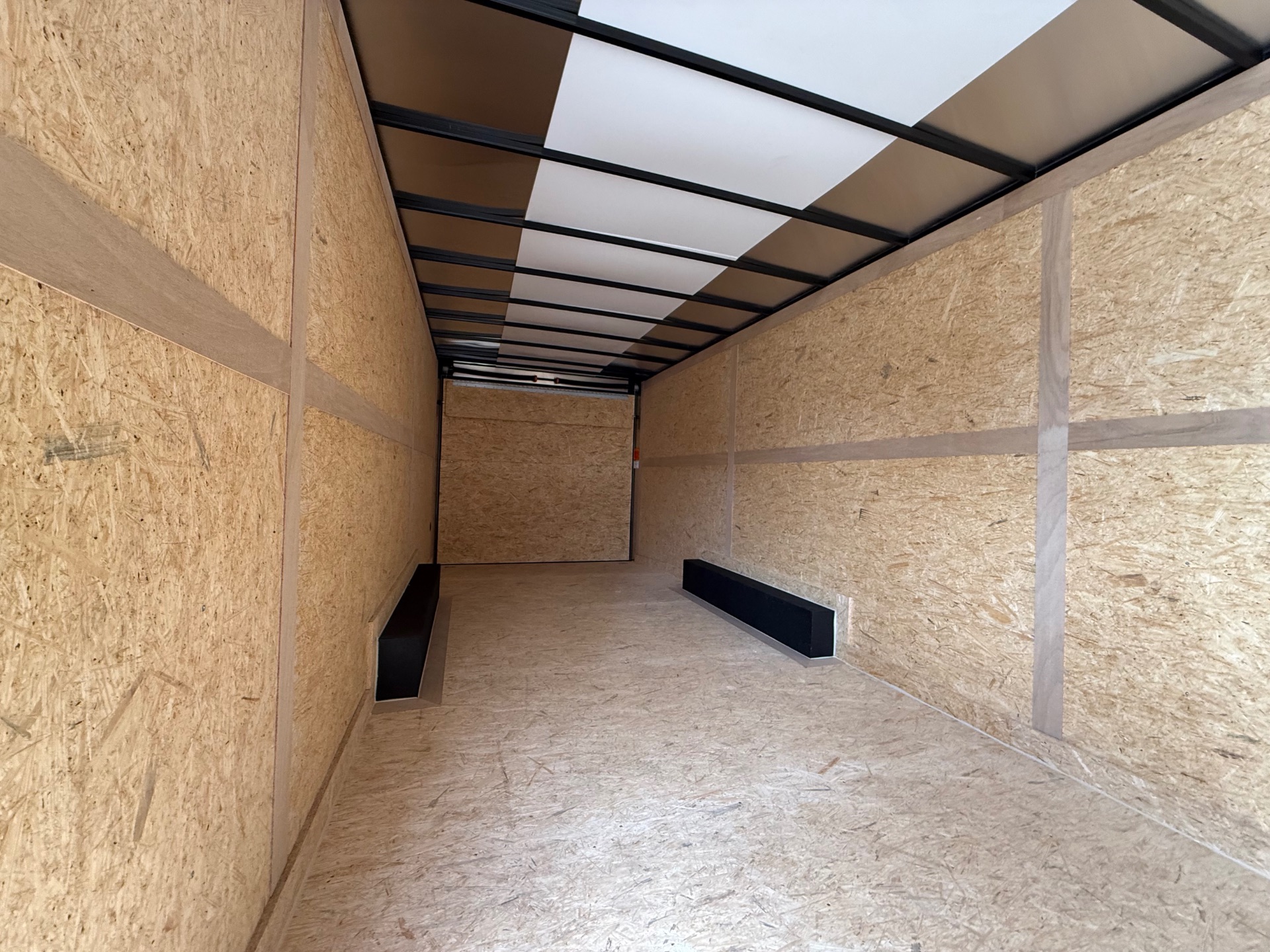 2026 Wells Cargo FT8524T3-D photo 4