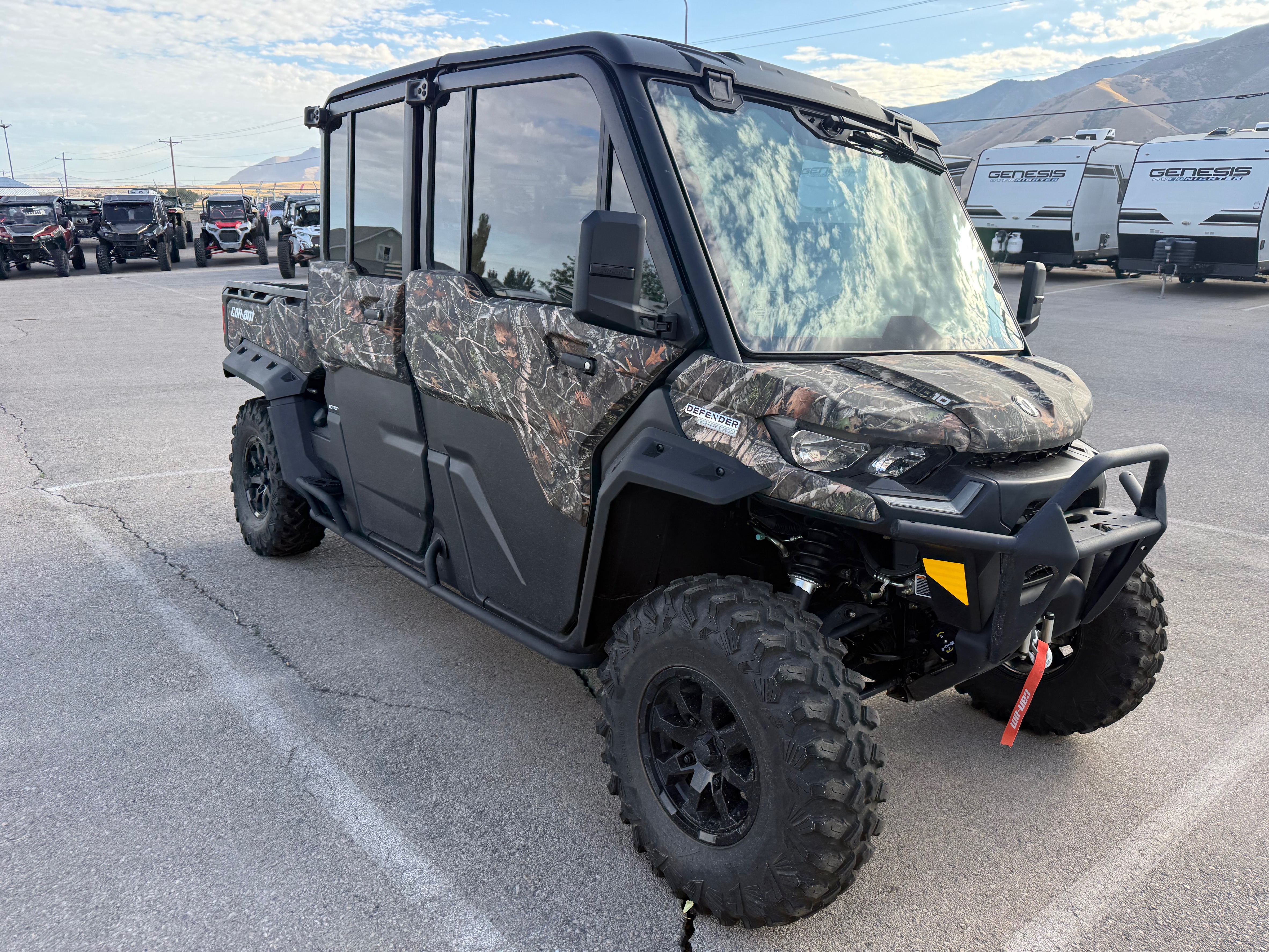 2025 Can-Am™ Defender MAX Limited 4